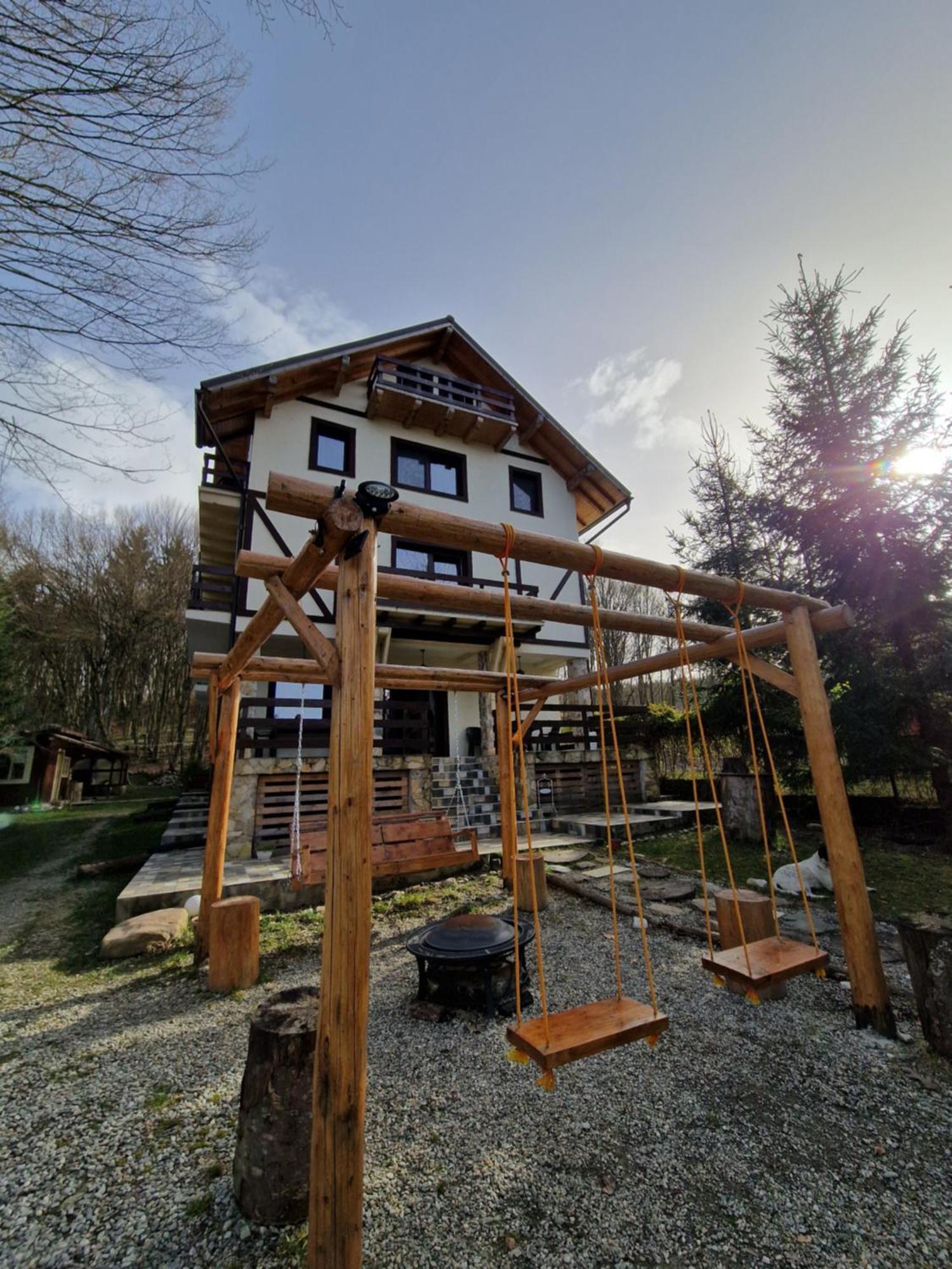 Cabana din Pădure Hotel Porumbacu de Sus Exterior foto